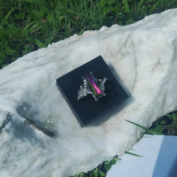 Rectangle shaped colorful stone ring. 7 &8 - Picture 4 of 8